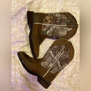 Justin boots size 8B